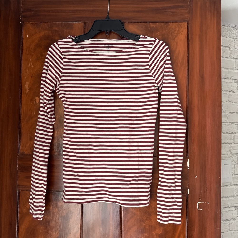 Brandy Melville Red And White Off The Shoulder Long Sleeve Shirt